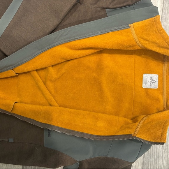 Ascend Men's Brown and Gray Performance Jacket - Picture 3 of 3